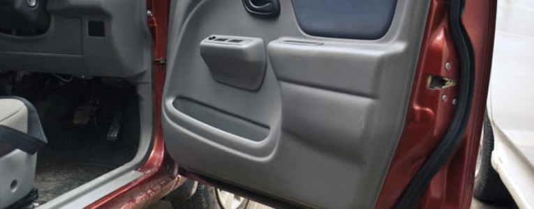 What To Do If Your Car Door Seals Start To Break Or Come Off