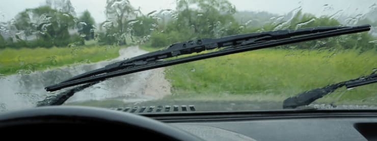 Get your windscreen wipers replaced