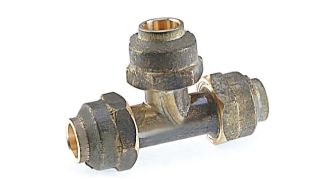 Flared Comp Tee (TUT)