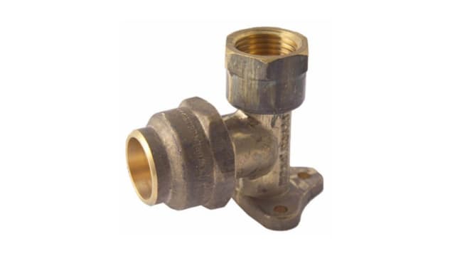 Flared Comp Elbow Lugged Reducing 15FI x 20C