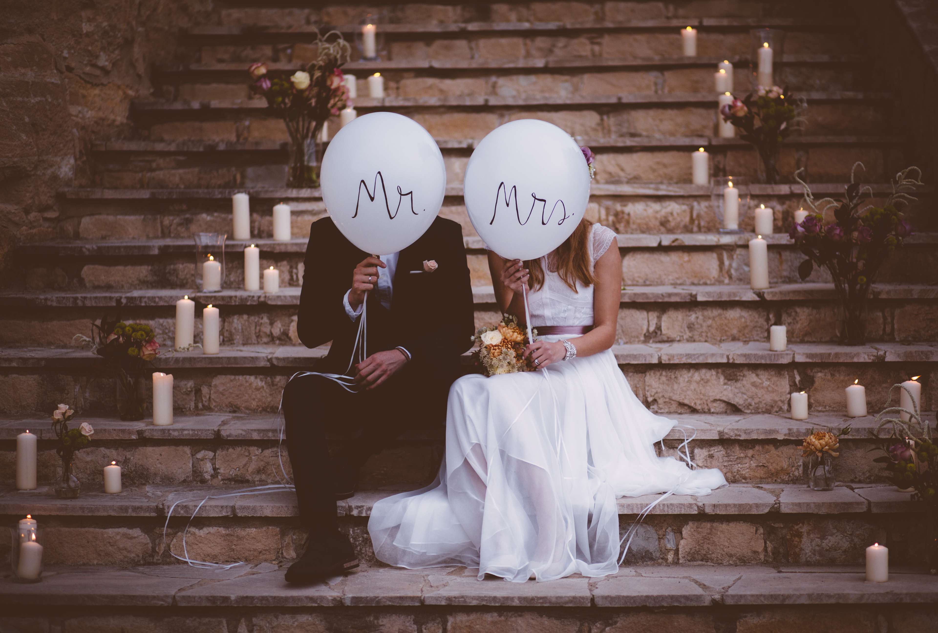 Getting Married and Divorced on the Blockchain