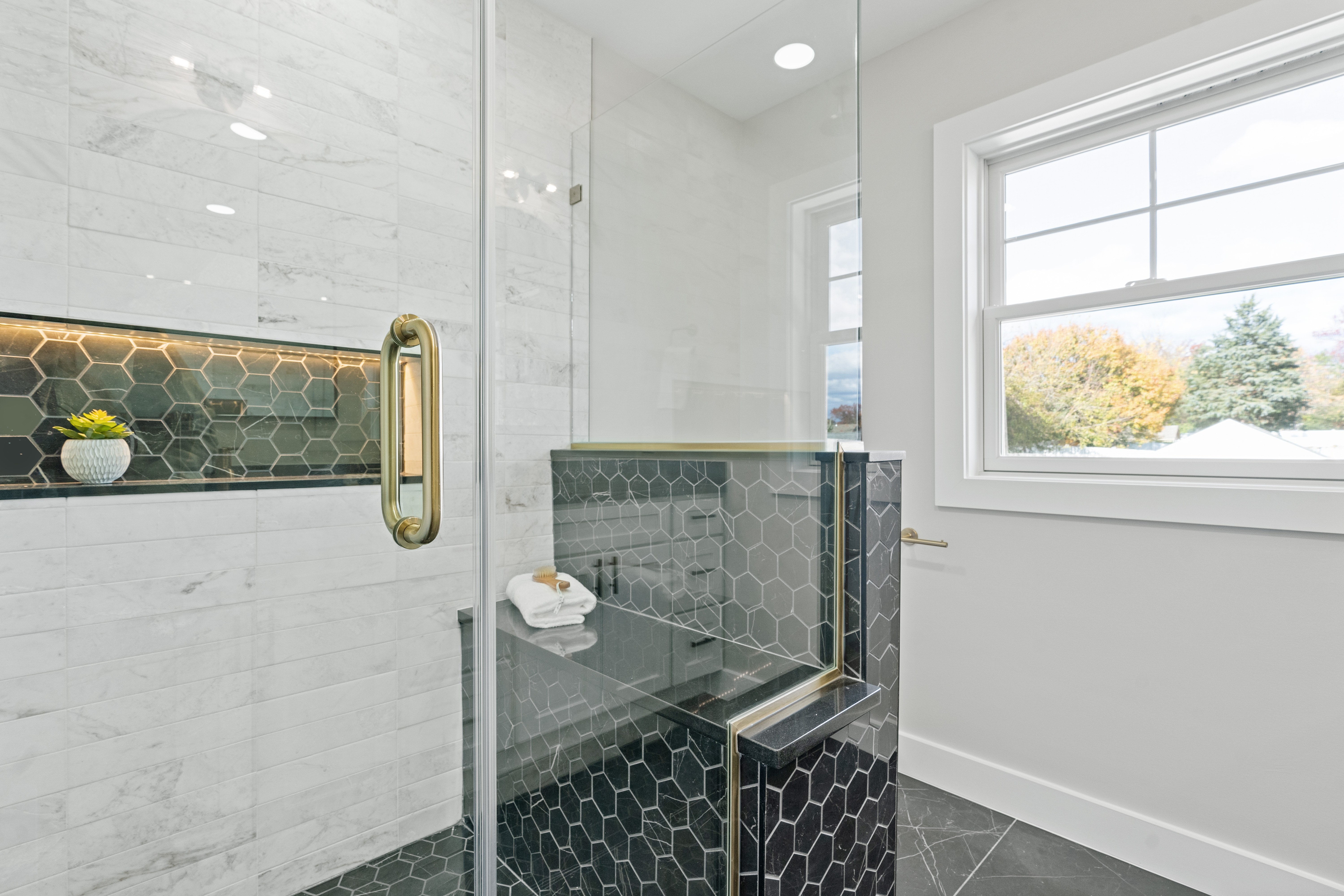 Interior Gallery - Image 6