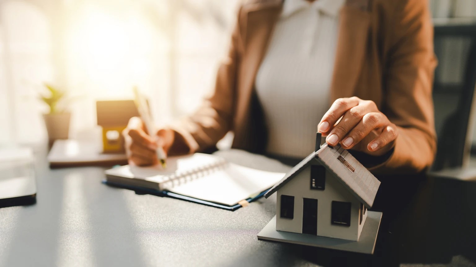 Private Real Estate Equity: The Smart Portfolio Diversification Strategy for Affluent Investors