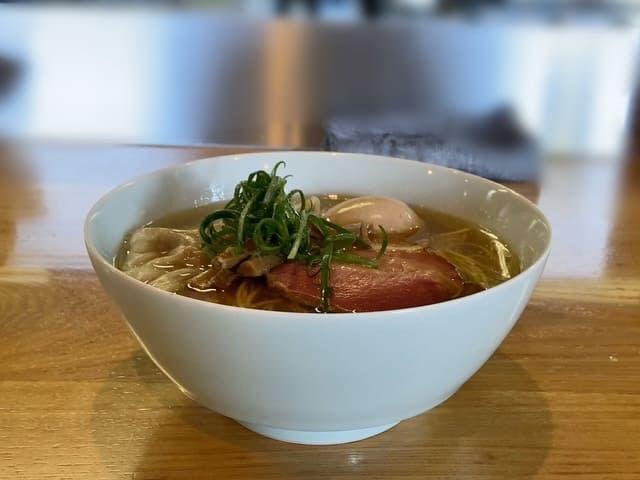 麺 㐂色
