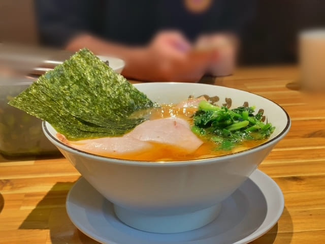 ラーメン 野良裏家