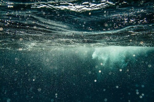Sous la mer