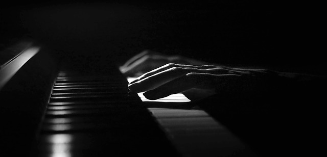 Le soliste à quatre mains