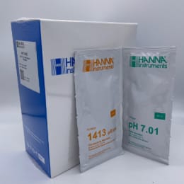 ハンナインスツルメンツ・ジャパン pH/EC標準液(スタンダード)pH 7.01&1413μS/cm 証明書付 20ml×20(各10袋) HI 77100C