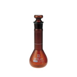 メスフラスコ 茶 短形 50mL