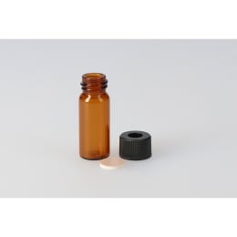 シリンジバイアル 茶色 SY-09 3.0mL穴あき黒キャップ フッ素PTFE/ニトリルパッキン付 100組 255024