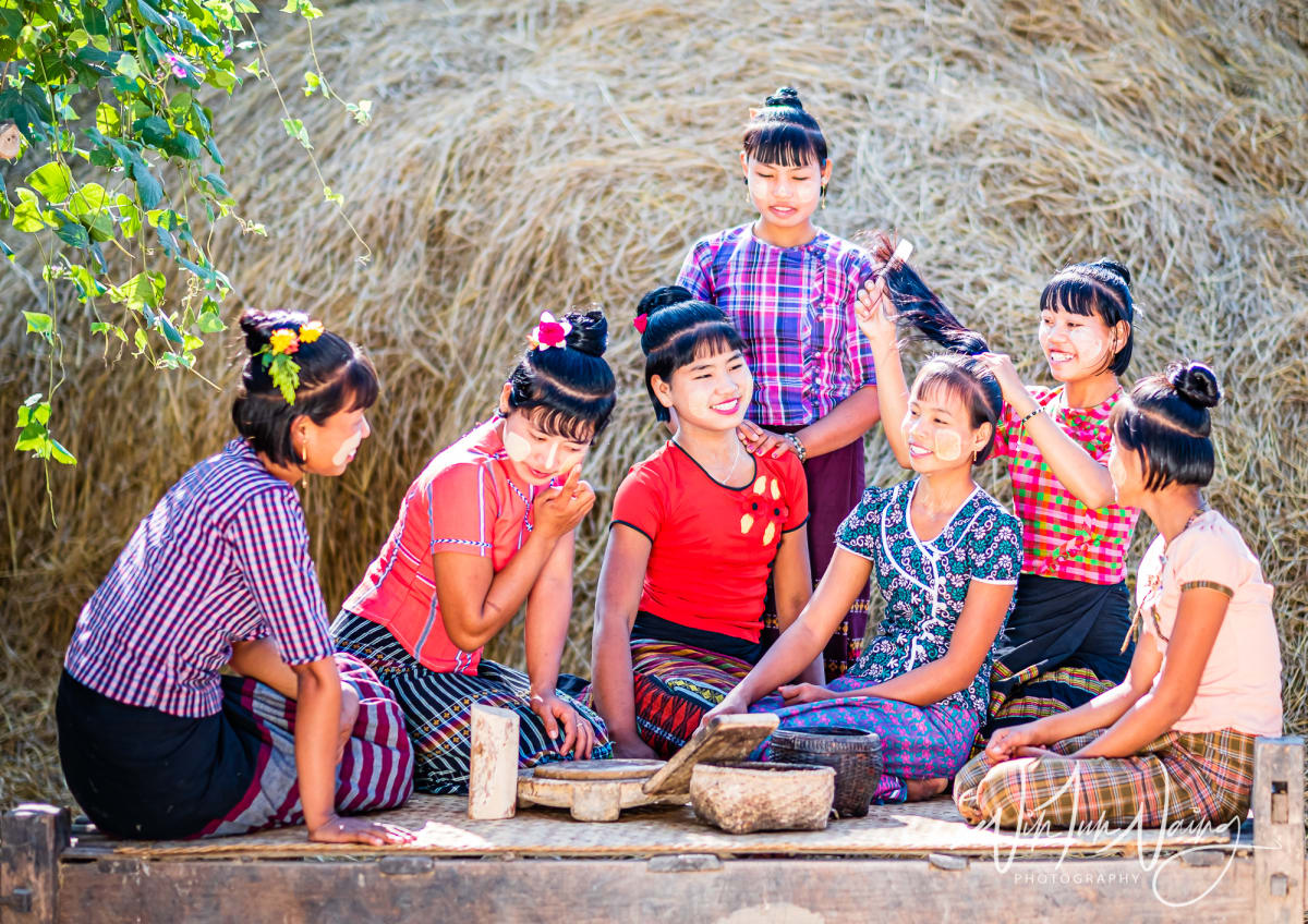 Hcam Rac Wuing and Yaung Pay Suu I — View 04
