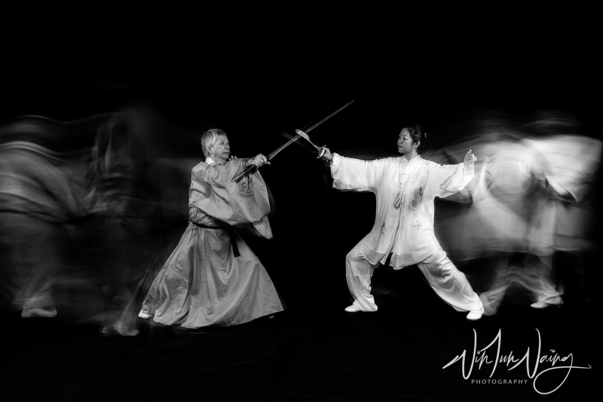 Knife Fight — View 04