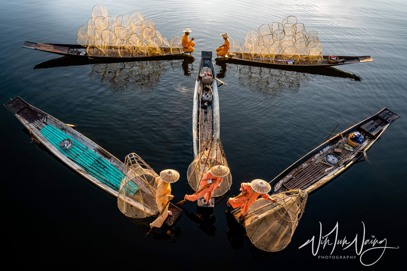 Intha Leg Rowing Fishermen