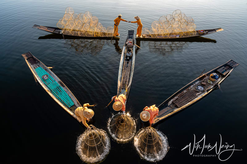 Leg-Rowing Fishermen at Inle Lake