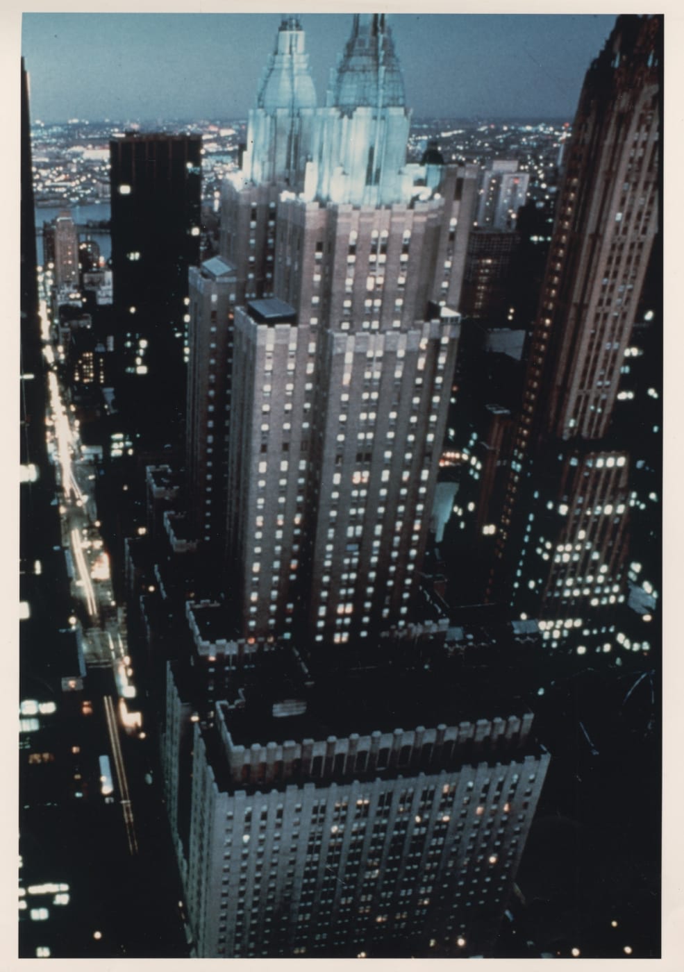 Les toiles de Josep Maria Sert peintes pour le Waldorf Astoria New York, exposées à la Sala de Arte Santander de Boadilla del Monte