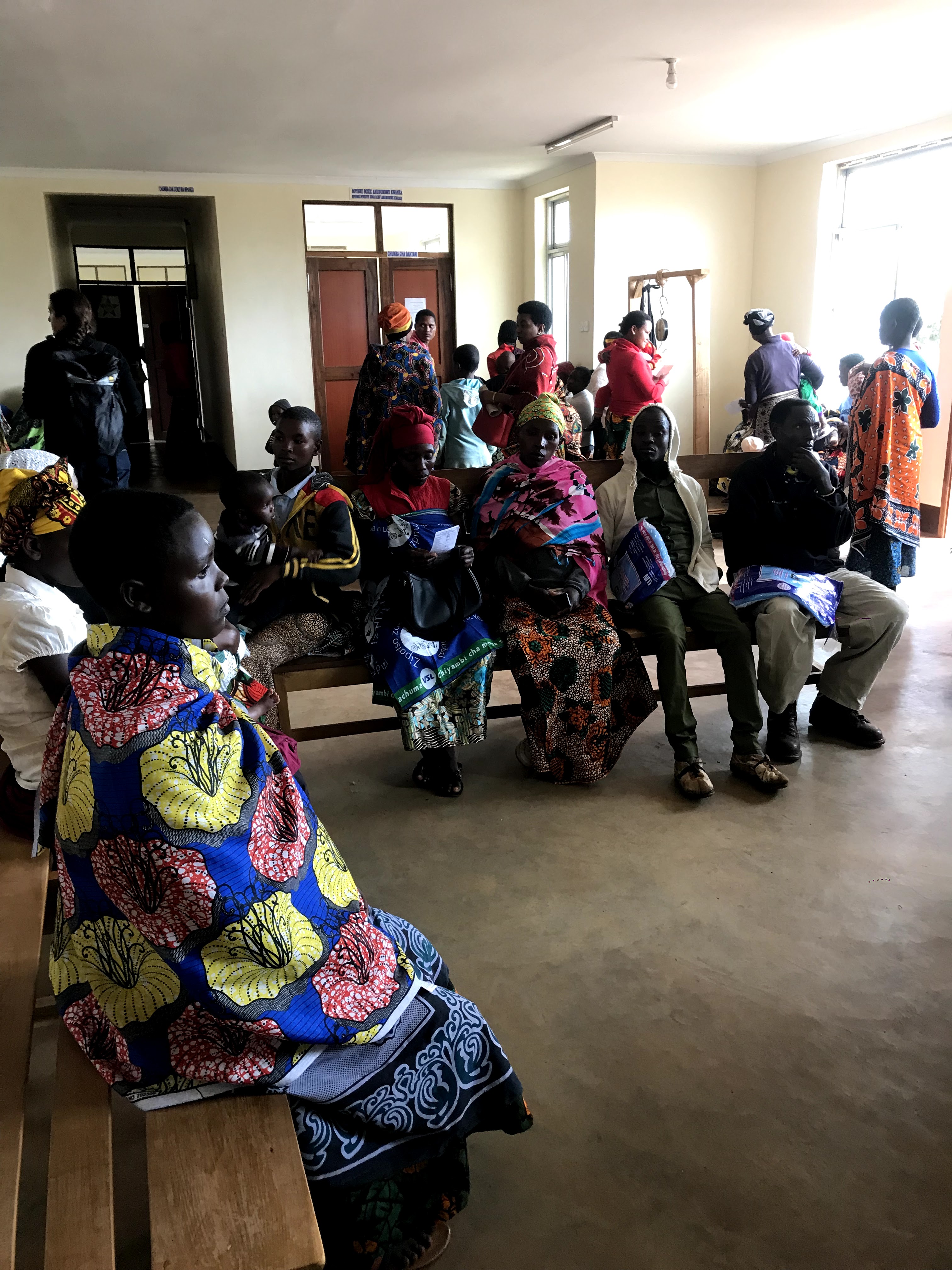 6.33 - Project 2021 - Syphilis testing - Patients wait in the Dareda Kati dispensary.jpg