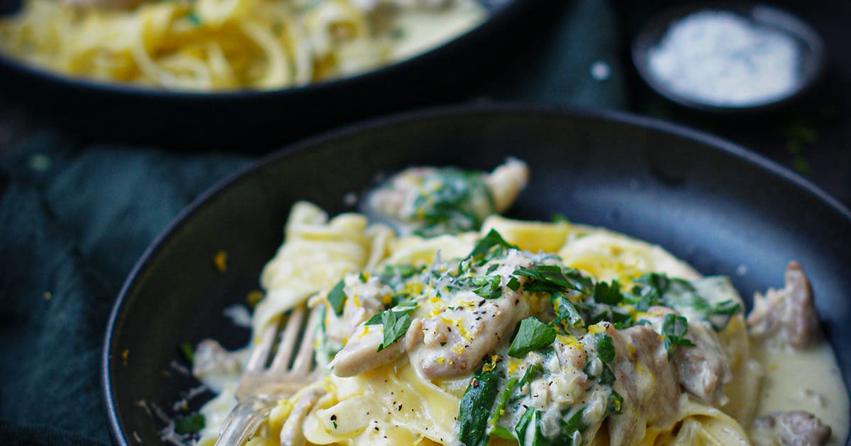 Krämig tagliatelle med kyckling, spenat och citron Recipe Systrarna