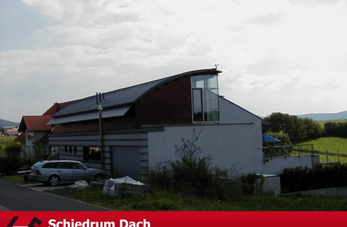 Beispielarbeit von Schiedrum GmbH Dach- und Fassadenbau - veröffentlicht auf Dachdecker.com