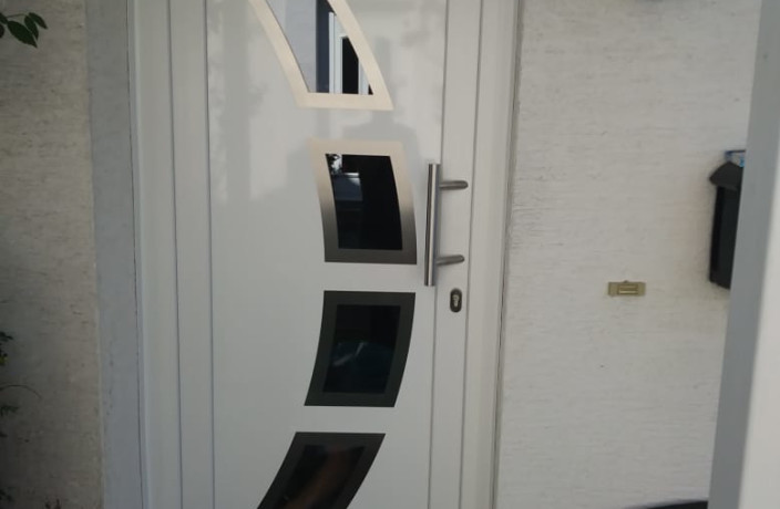 Beispielarbeit von VBS-Fenster, Türen & Rollladentechnik - veröffentlicht auf Fensterbau.org