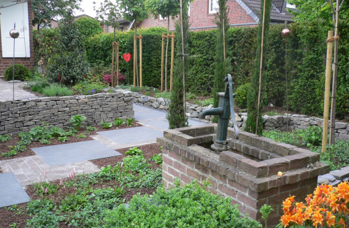 Beispielarbeit von Ferdinand Peun Garten- und Landschaftsbau - veröffentlicht auf Gartenbau.org