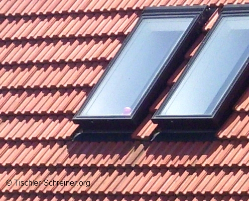 Dachfenster abdichten: Infos & Profis hier