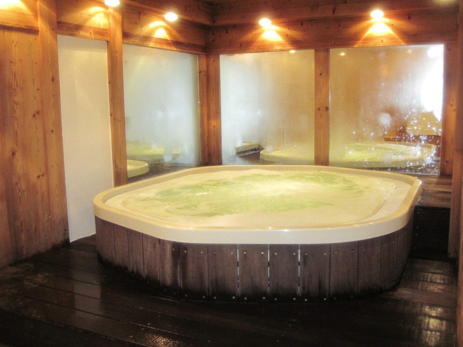 Ein Whirlpool zur luxuriösen Entspannung für Ihr Zuhause!