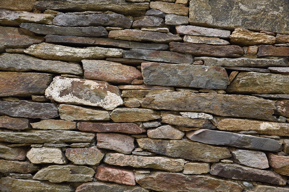 Trockenmauer