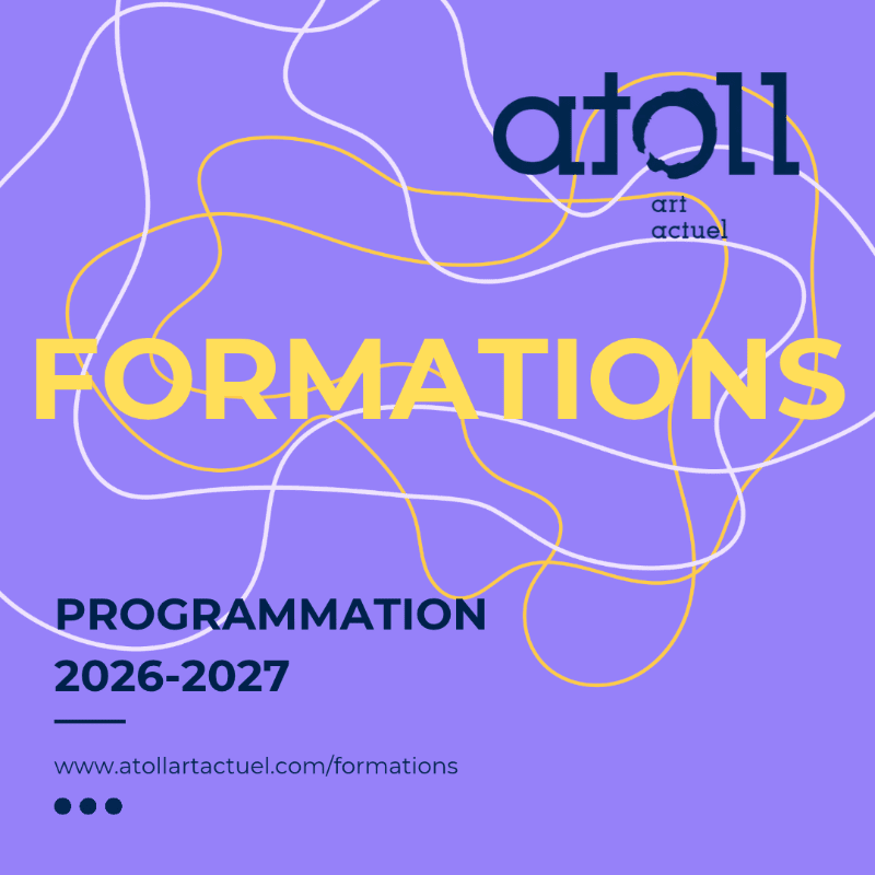 Yellow and black text advertising "FORMATIONS PROGRAMMATION 2026-2027" sits atop a purple background with abstract white and yellow swirling lines.
