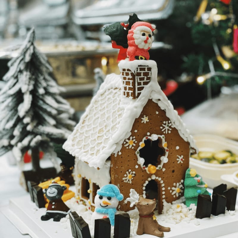 Gingerbread Walk Cocktail Reception