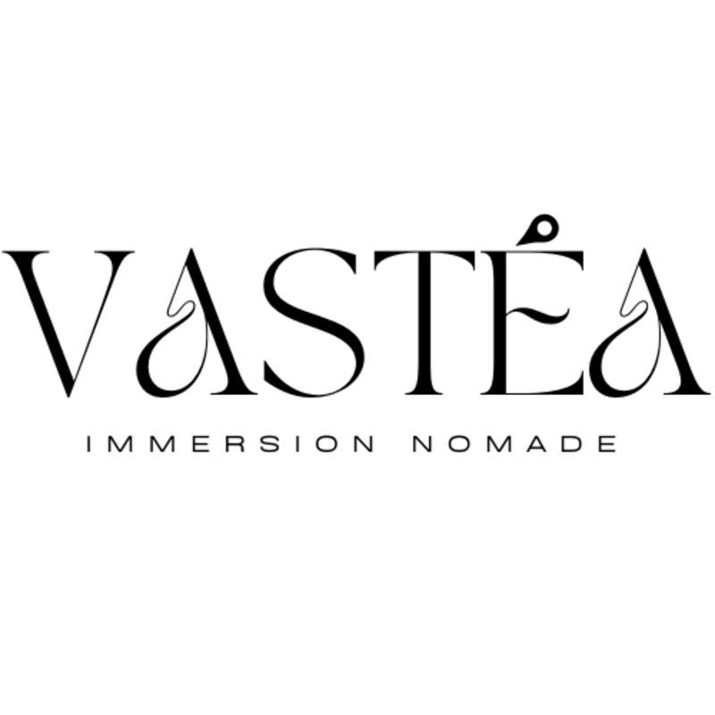 Black text reading "VASTÉA IMMERSION NOMADE" is centered against a plain white background.