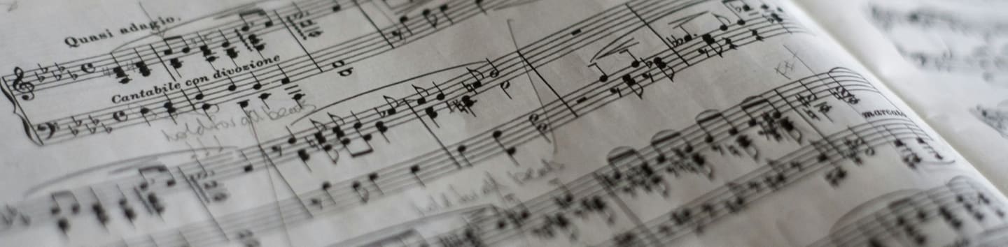 tilt selective photograph of music notes