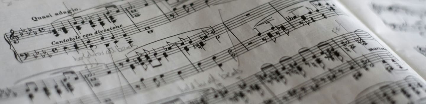 tilt selective photograph of music notes
