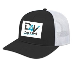 Casquette noire et blanche item