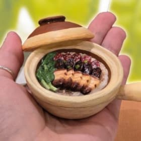 煲仔飯 Claypot Rice item