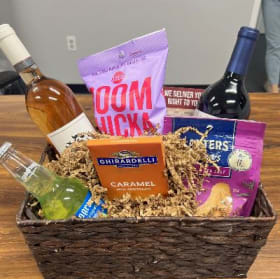 Mixed Wine Basket #3 item