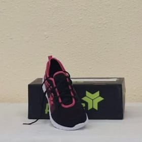 Girls Runners item