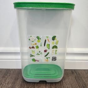 Intelli-frais vertical Tupperware item