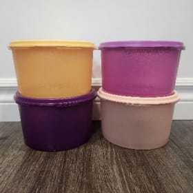 4 contenants servaliers Tupperware item