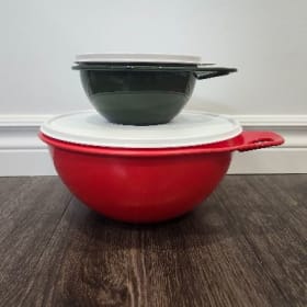 2 bols grand-mère Tupperware item