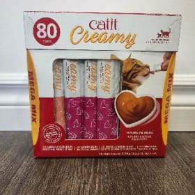 Boîte de gâteries Creamy pour chat item