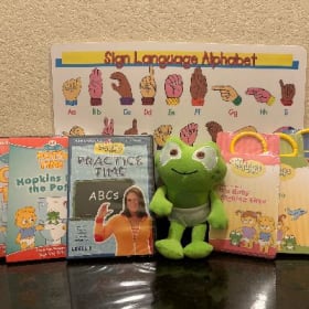 Tools and Packet to learn Sign Language item