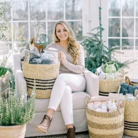 Item #17: Summer Gift Basket item