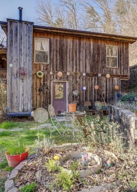 Item #51: Rustic Tennessee Cabin Getaway item