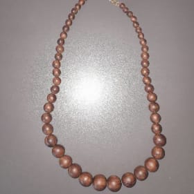 Rosewood Necklace with Natural Aroma item