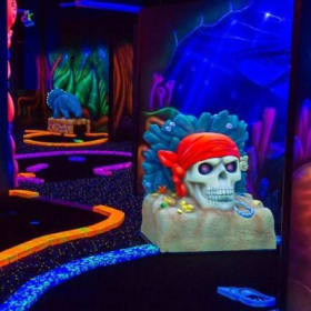 Mini Putt fluo (10-17 ans) TRANSPORT PAR PARENTJeudi 15 août item