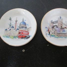 Assiettes décoratives item