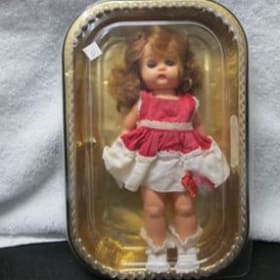 Poupée antique item