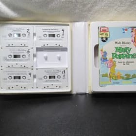 Livre Conte de Disney avec cassettes 5 pistes item