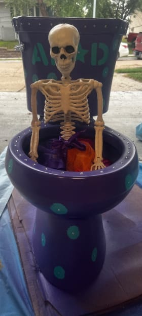 Toilet insurance item