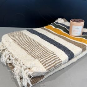 DonLo - blanket & candle item